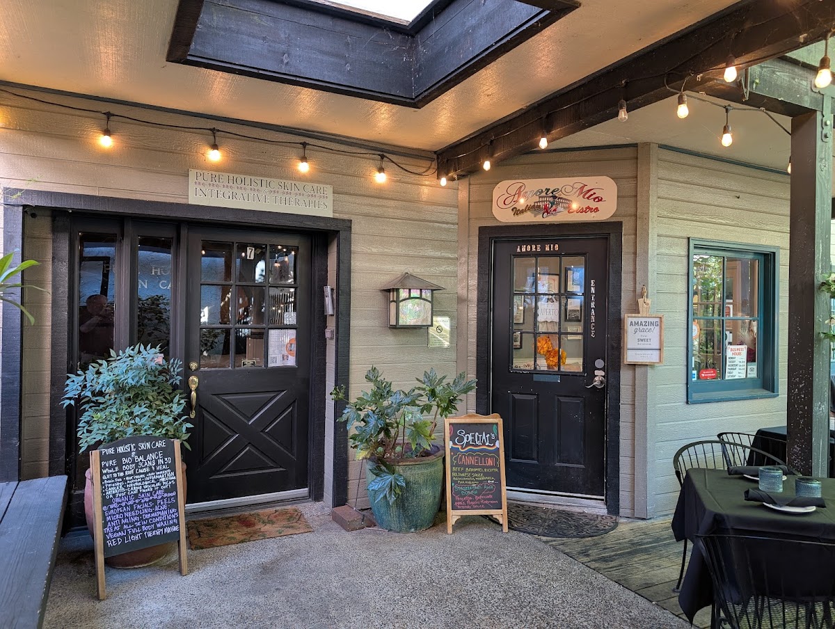 Amore Mio | Italian Bistro